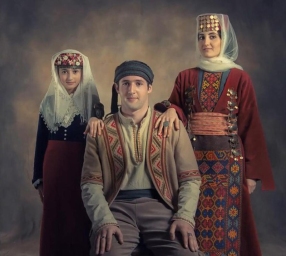 Armenian people, majority population of the Armeniac Theme